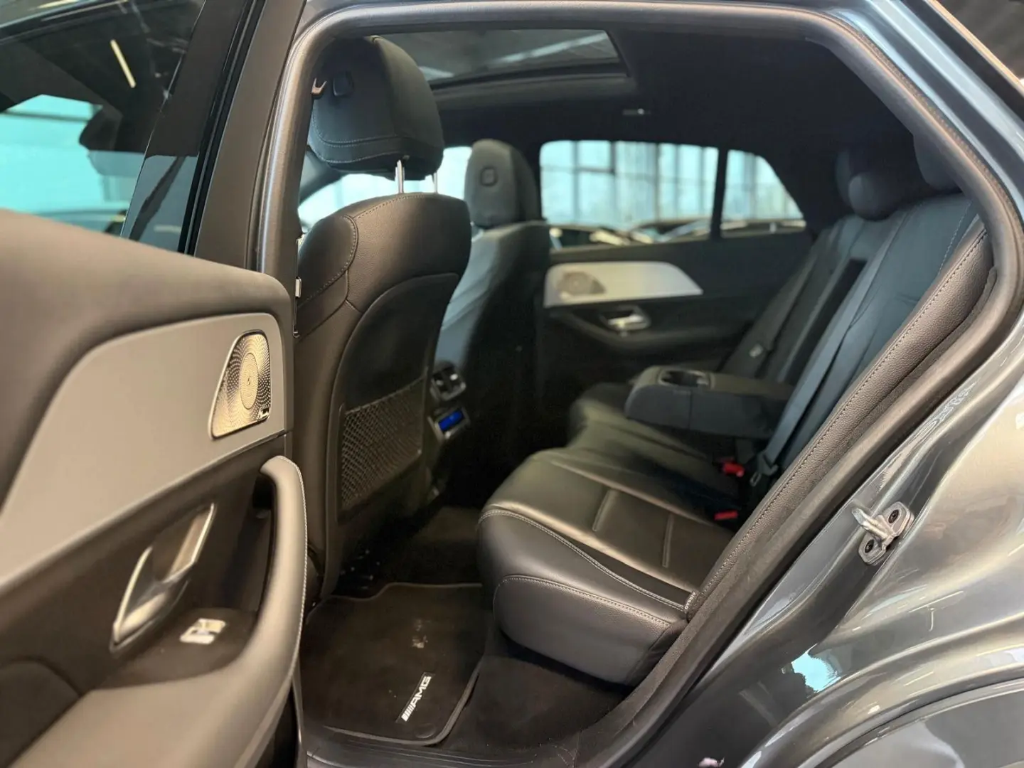 GLE 450d 4M Coupe AMG PANO HUD LUFT BURM 22 Nigh