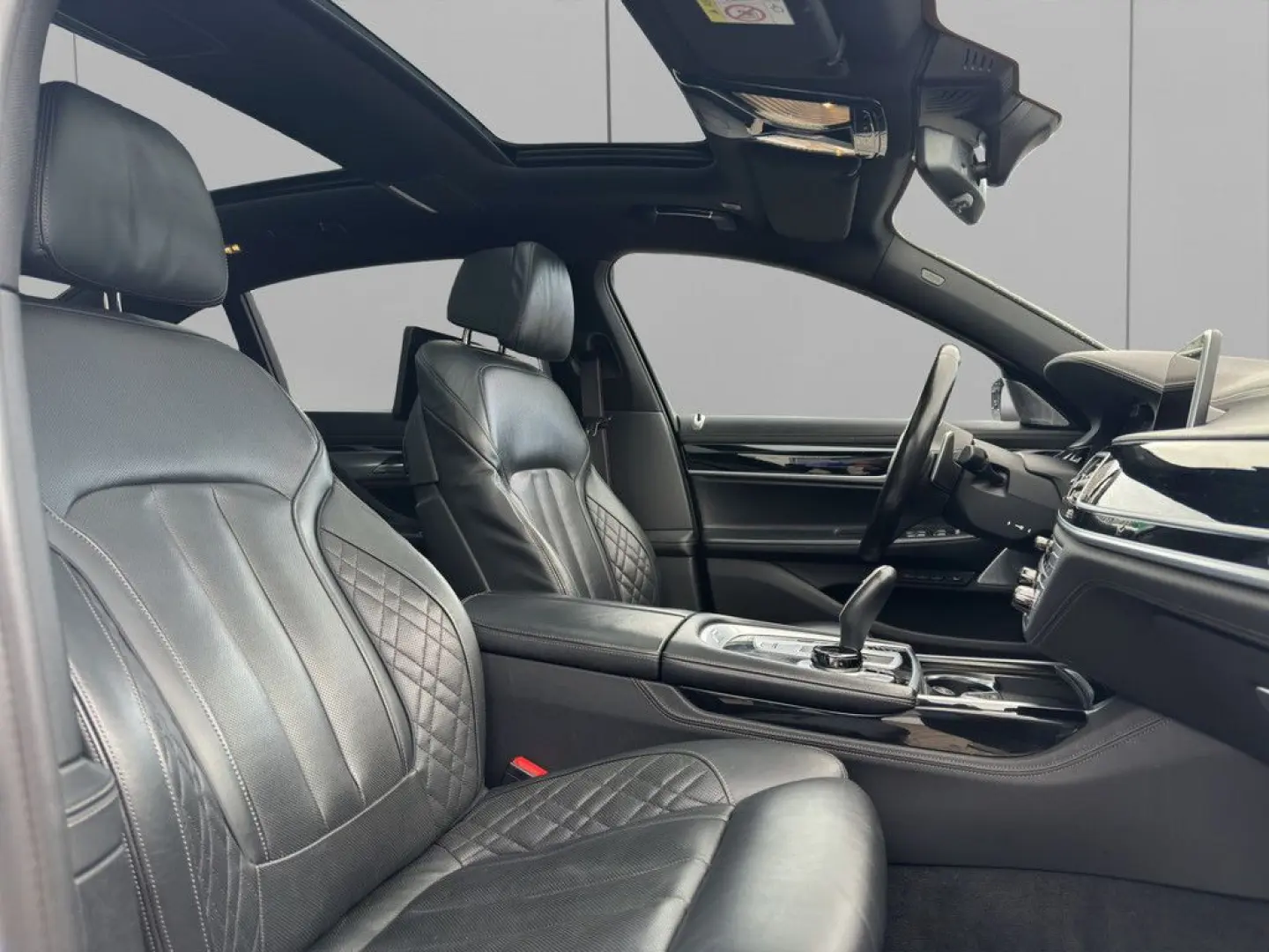 750Li xDrive M-SPORT LASER HUD PANO 360  20  AHK