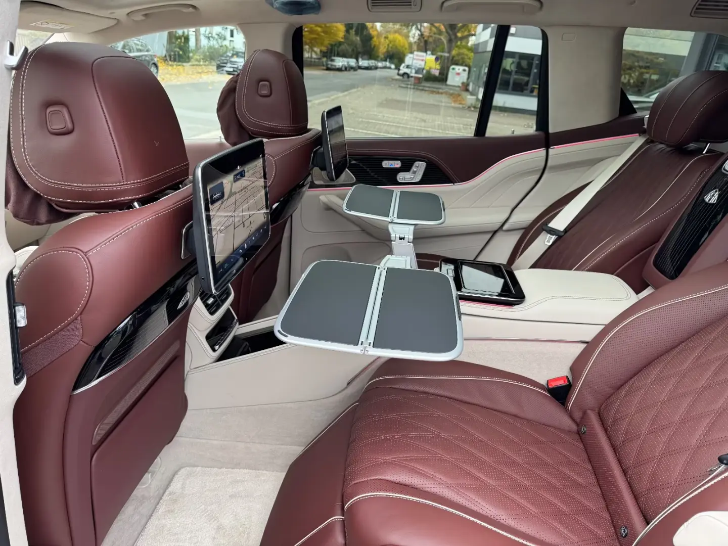 Mercedes-Benz GLS 600 MAYBACH E-BODY 3D-BURMESTER