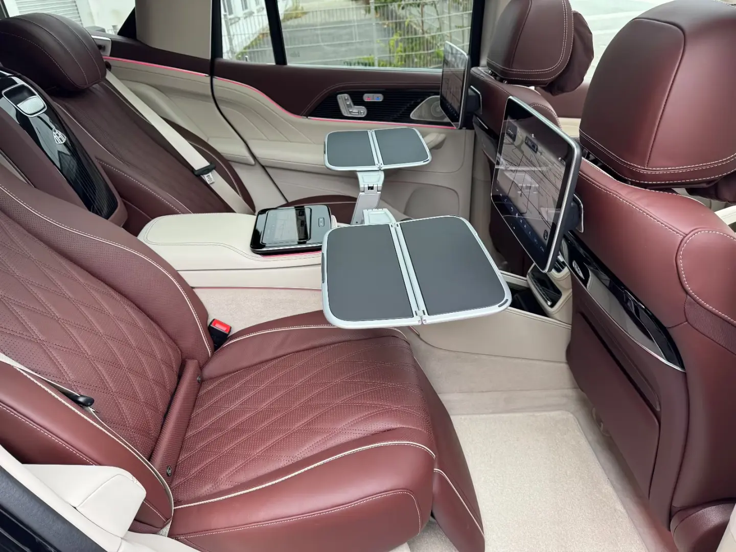 Mercedes-Benz GLS 600 MAYBACH E-BODY 3D-BURMESTER