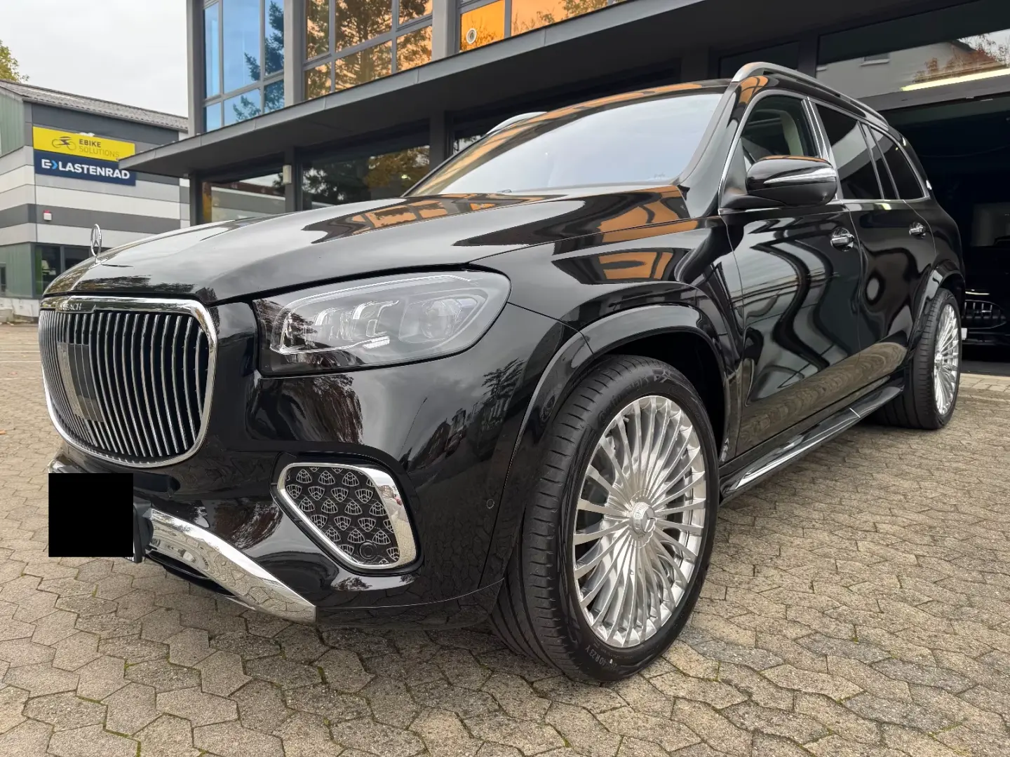 Mercedes-Benz GLS 600 MAYBACH E-BODY 3D-BURMESTER