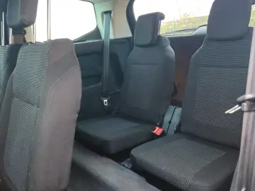 Peugeot 5008 2011 1.6 7 locuri