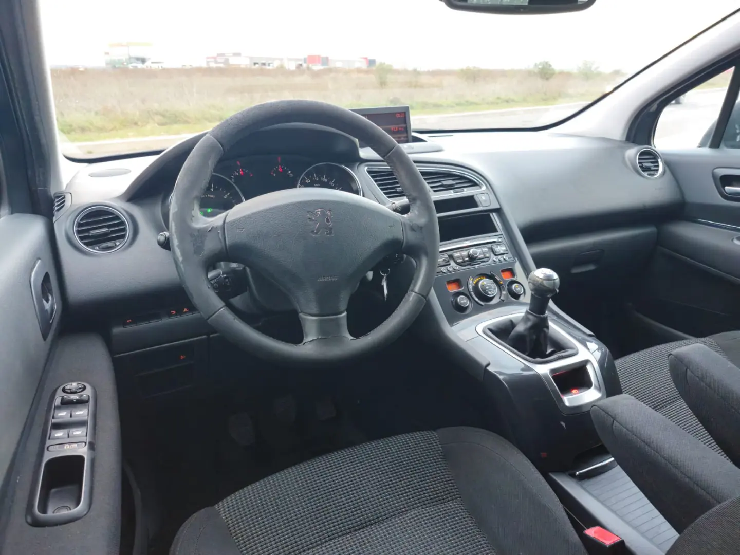 Peugeot 5008 2011 1.6 7 locuri