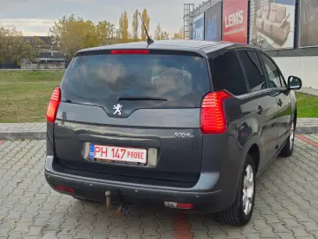 Peugeot 5008 2011 1.6 7 locuri