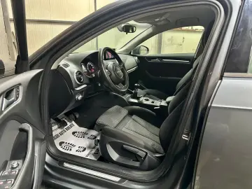 𝐀𝐮𝐝𝐢 𝐀𝟑 𝟐𝟎𝟏𝟓