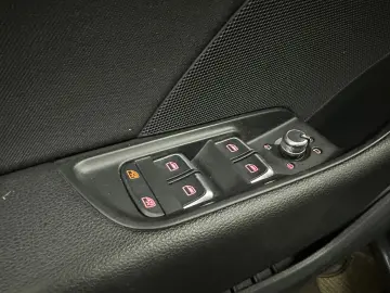 𝐀𝐮𝐝𝐢 𝐀𝟑 𝟐𝟎𝟏𝟓