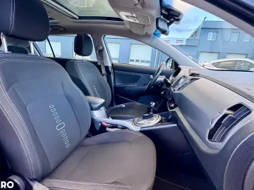 Kia Sportage 2.0 CRDI 4WD Automatik Dream-Team Edition