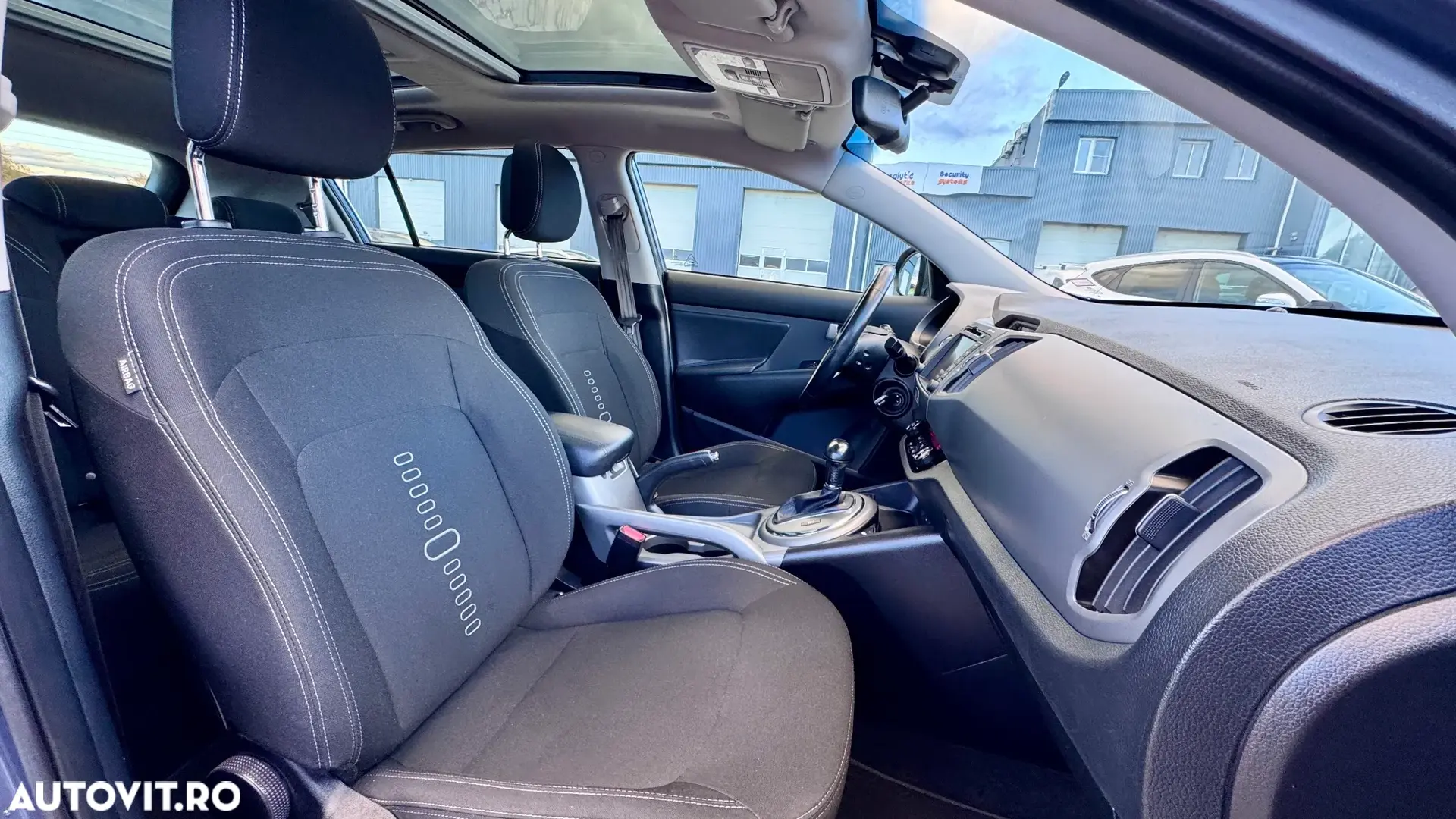 Kia Sportage 2.0 CRDI 4WD Automatik Dream-Team Edition