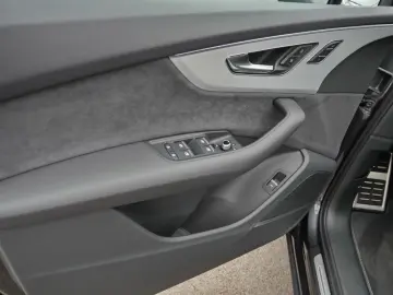 Q7 55 TFSI qu. S line B&O 7Sitze Air Pano HuD