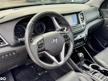 Hyundai Tucson blue 1.7 CRDi 2WD DCT Style