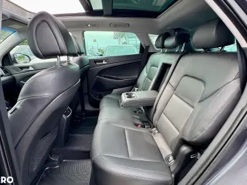 Hyundai Tucson blue 1.7 CRDi 2WD DCT Style