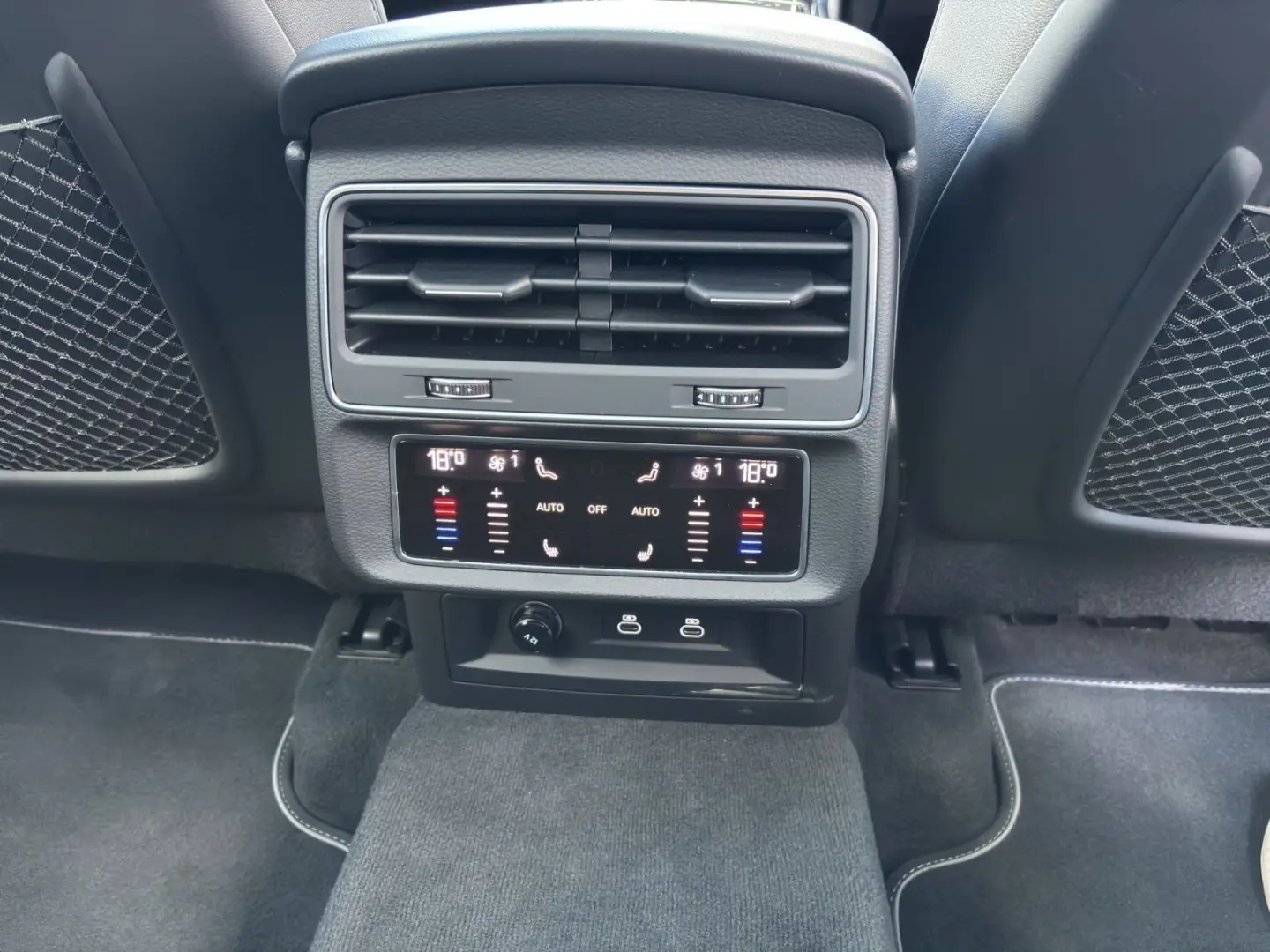 Q7 55 TFSI quattro S-LINE 7-SITZER NAVI MATRIX H