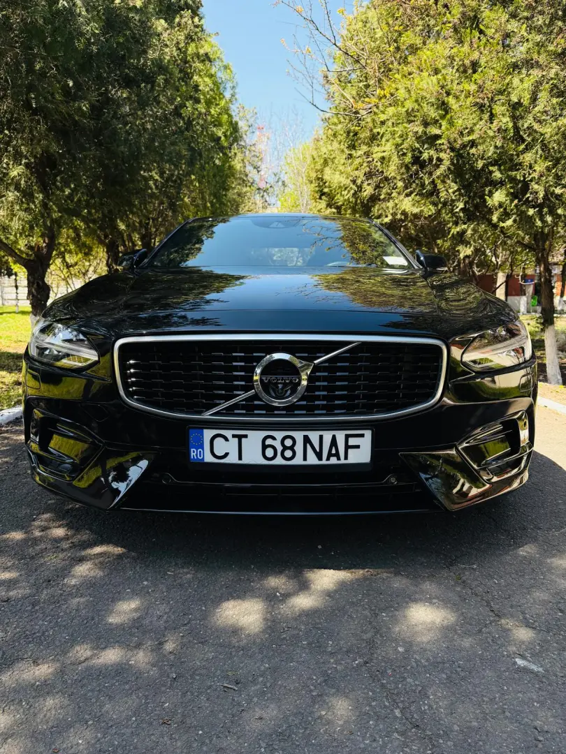 Volvo S90