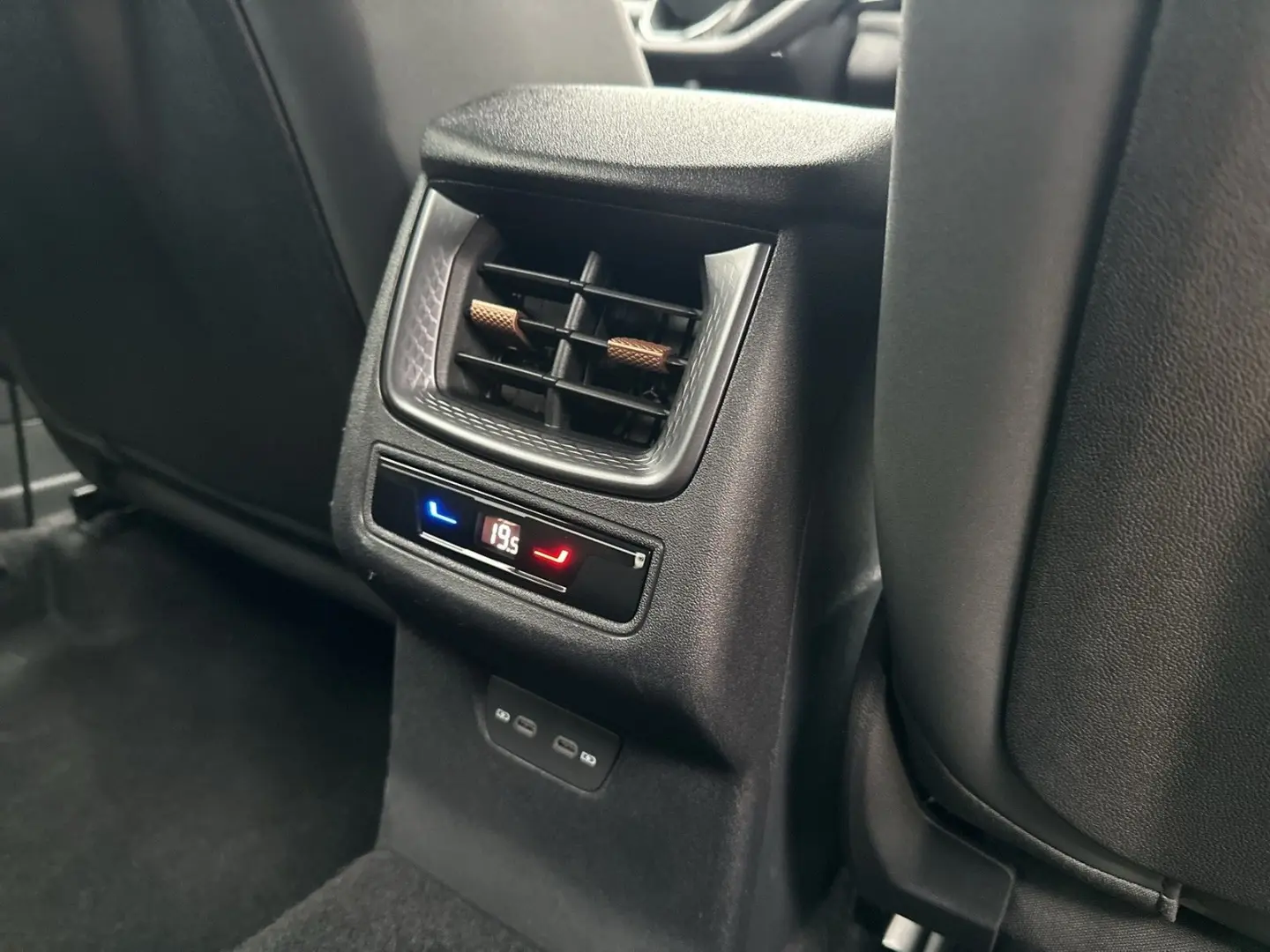 Terramar 1.5 eTSI DSG Navi LED HuD el.HK 360 Kam