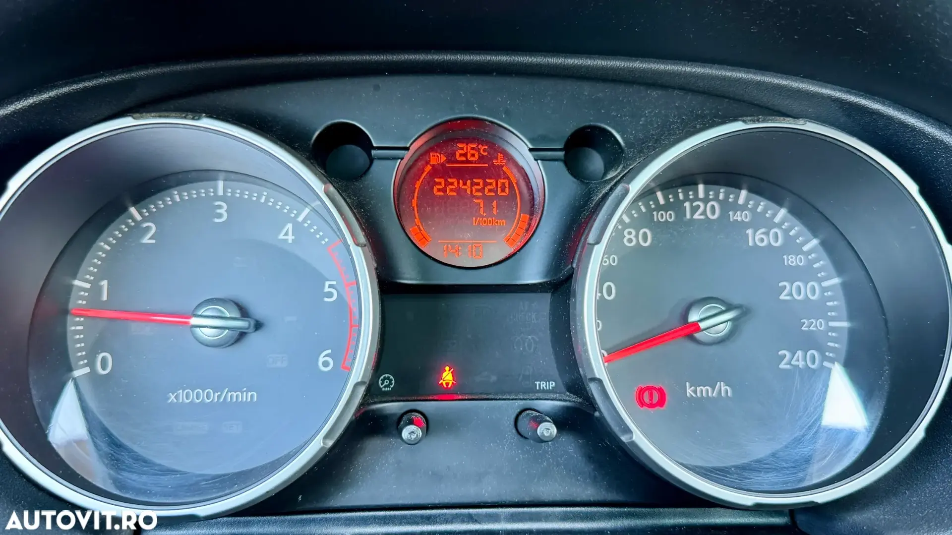 Nissan Qashqai 2 2.0 dCi DPF Tekna