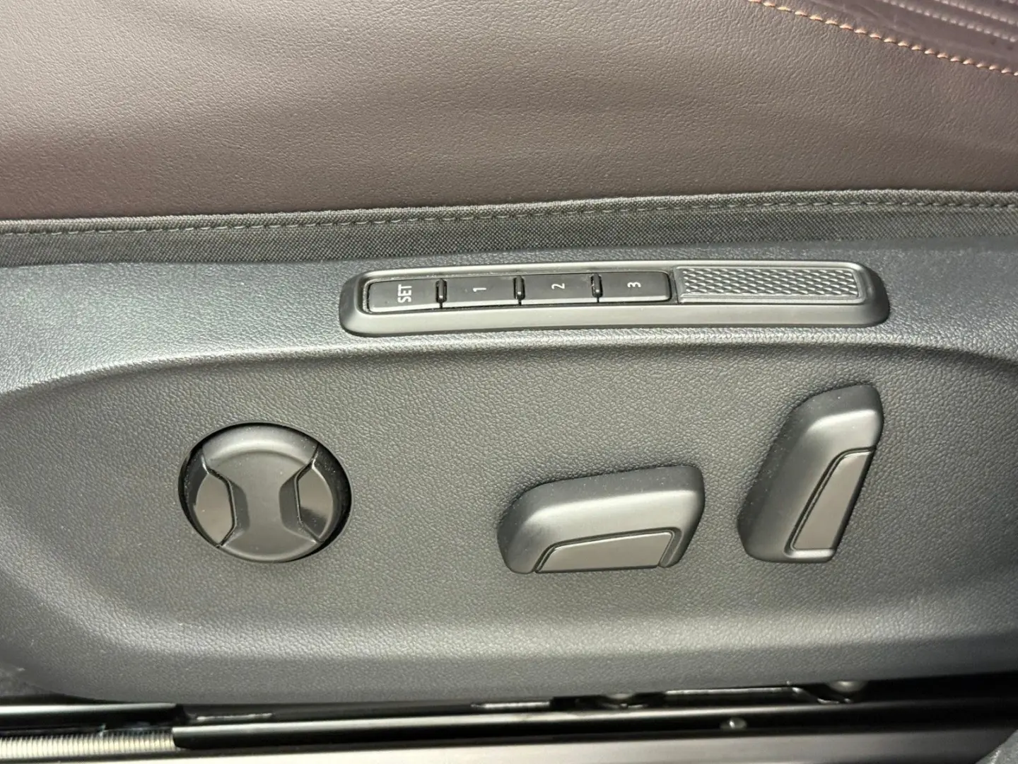 Cupra Terramar VZ 1.5 eHybrid DSG PanoDCC20Leder