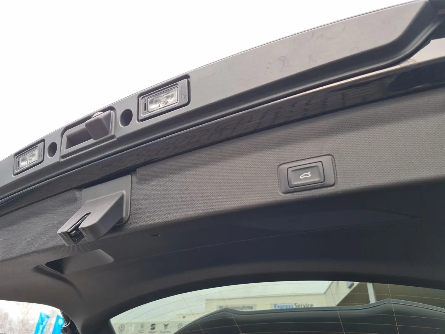 Terramar VZ 1.5 e-Hybrid DSG  SENNHEIS LEDER MAT