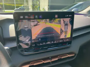 Terramar 1.5 e-Hybrid DSG VZ Pano Navi LED SHZ