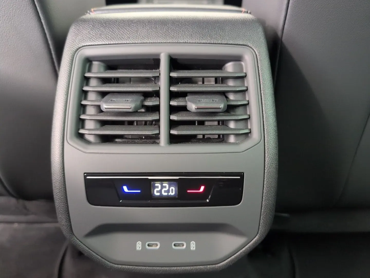 Formentor 2.0 TSI VZ AHK PANO LEDER COPPER MATT