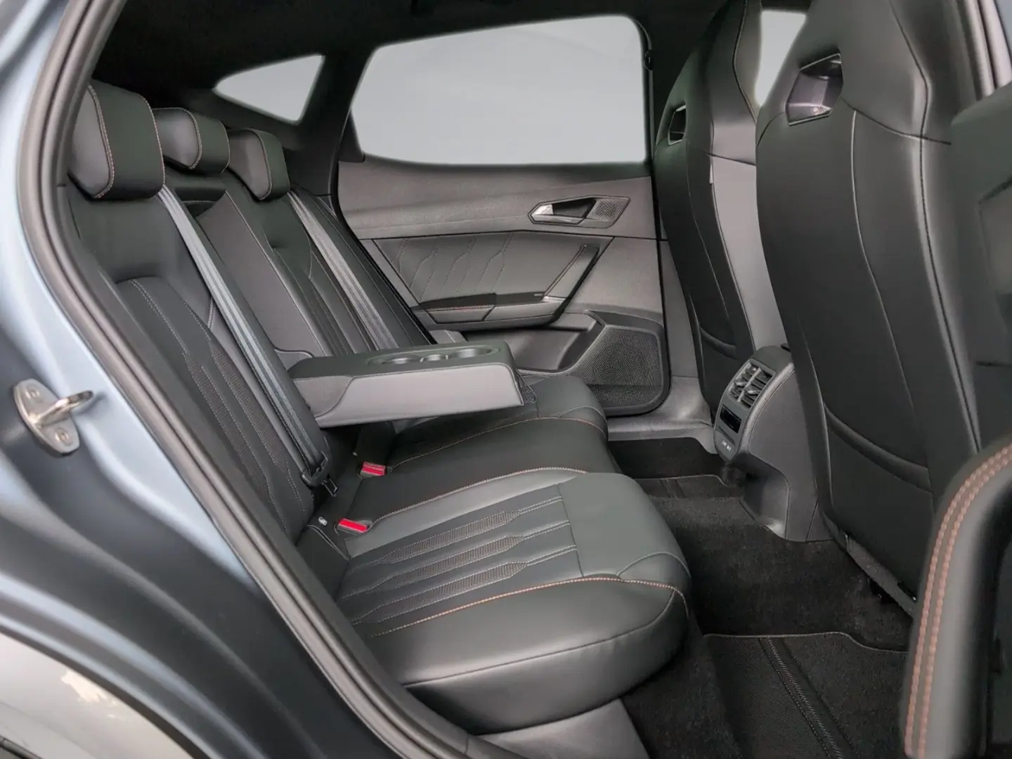 Formentor 2.0 TSI VZ AHK PANO LEDER COPPER MATT