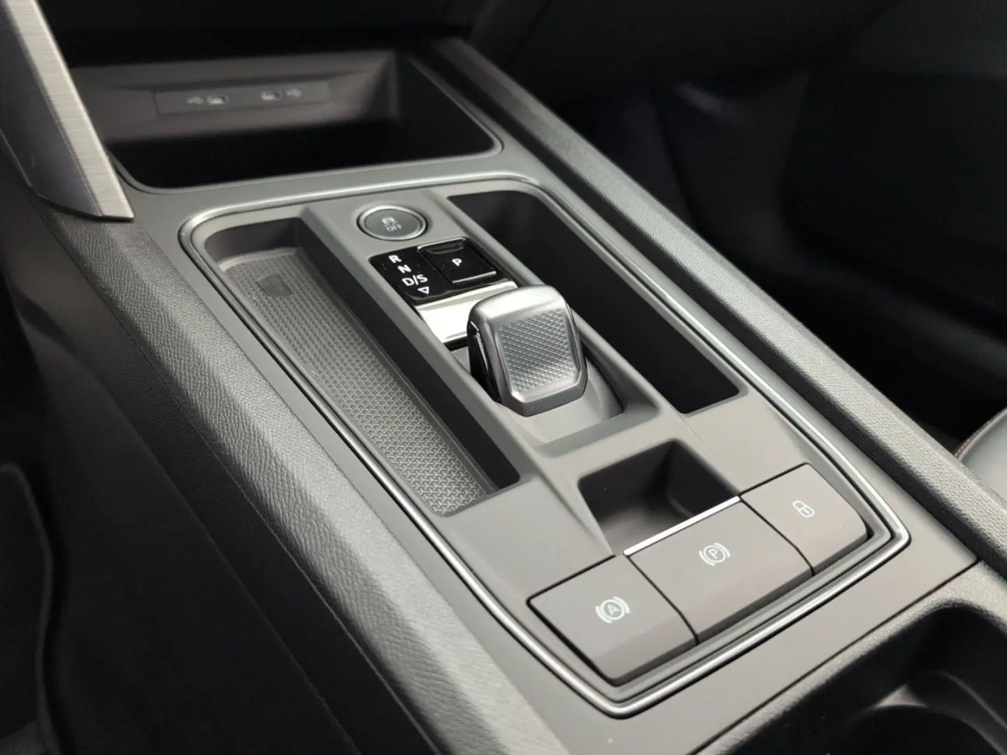 Formentor 2.0 TSI VZ AHK PANO LEDER COPPER MATT