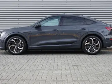 Q8 e-tron Sportback 55 quattro Advanced Edition