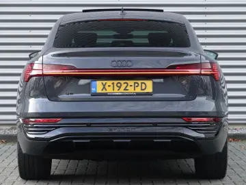 Q8 e-tron Sportback 55 quattro Advanced Edition