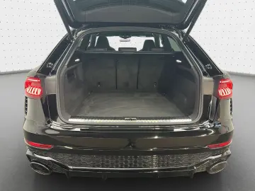 RS Q8 Keramik 305 km h B&O HUD Pano Standh Matri