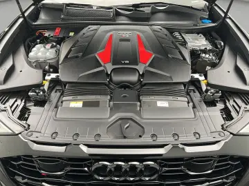 RS Q8 Keramik 305 km h B&O HUD Pano Standh Matri