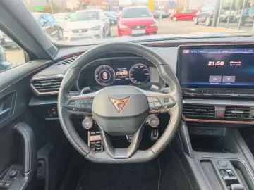 Formentor VZ e-Hybrid DSG 245PS NAVI SHZ APP ACC