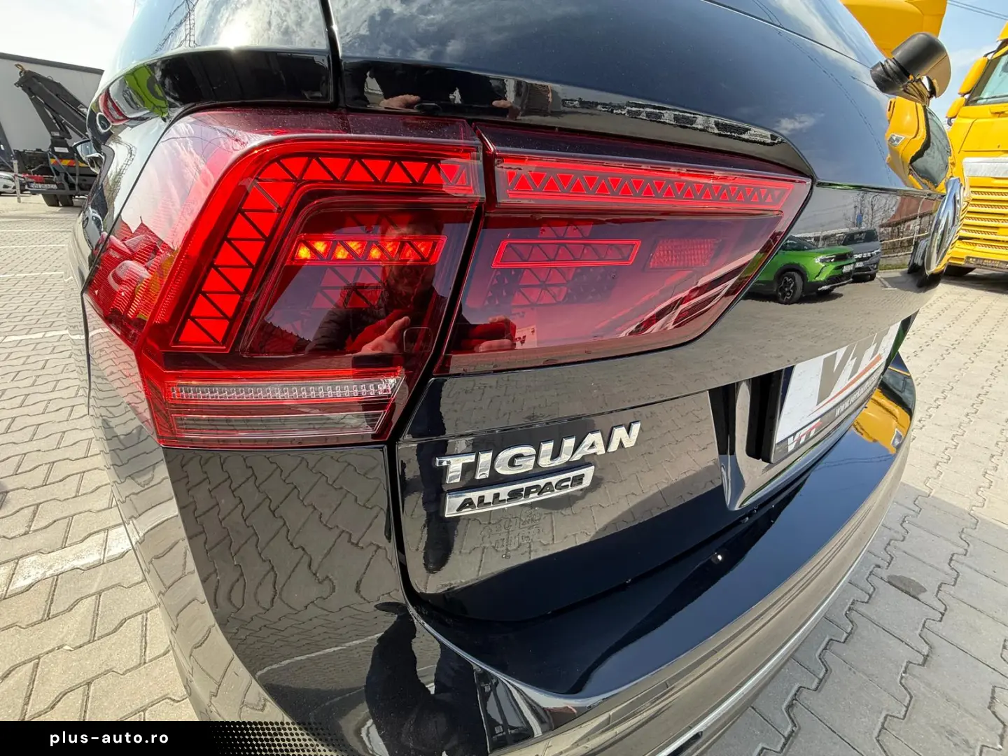 Volkswagen Tiguan Allspace R-Line 2.0 TDI 4Motion DSG