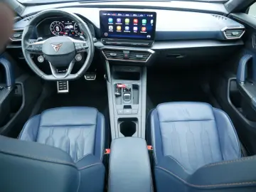 Formentor 2.0 TSI VZ 4Drive PANO BEATS COPPER