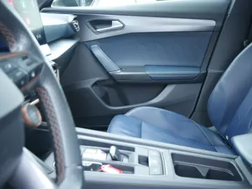 Formentor 2.0 TSI VZ 4Drive PANO BEATS COPPER