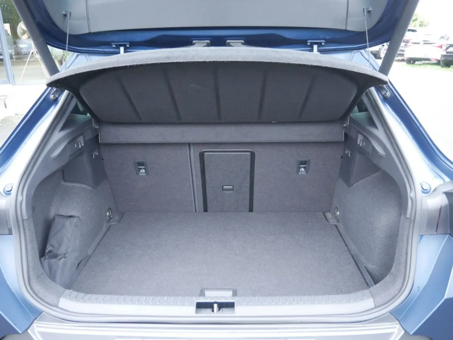 Formentor 2.0 TSI VZ 4Drive PANO BEATS COPPER