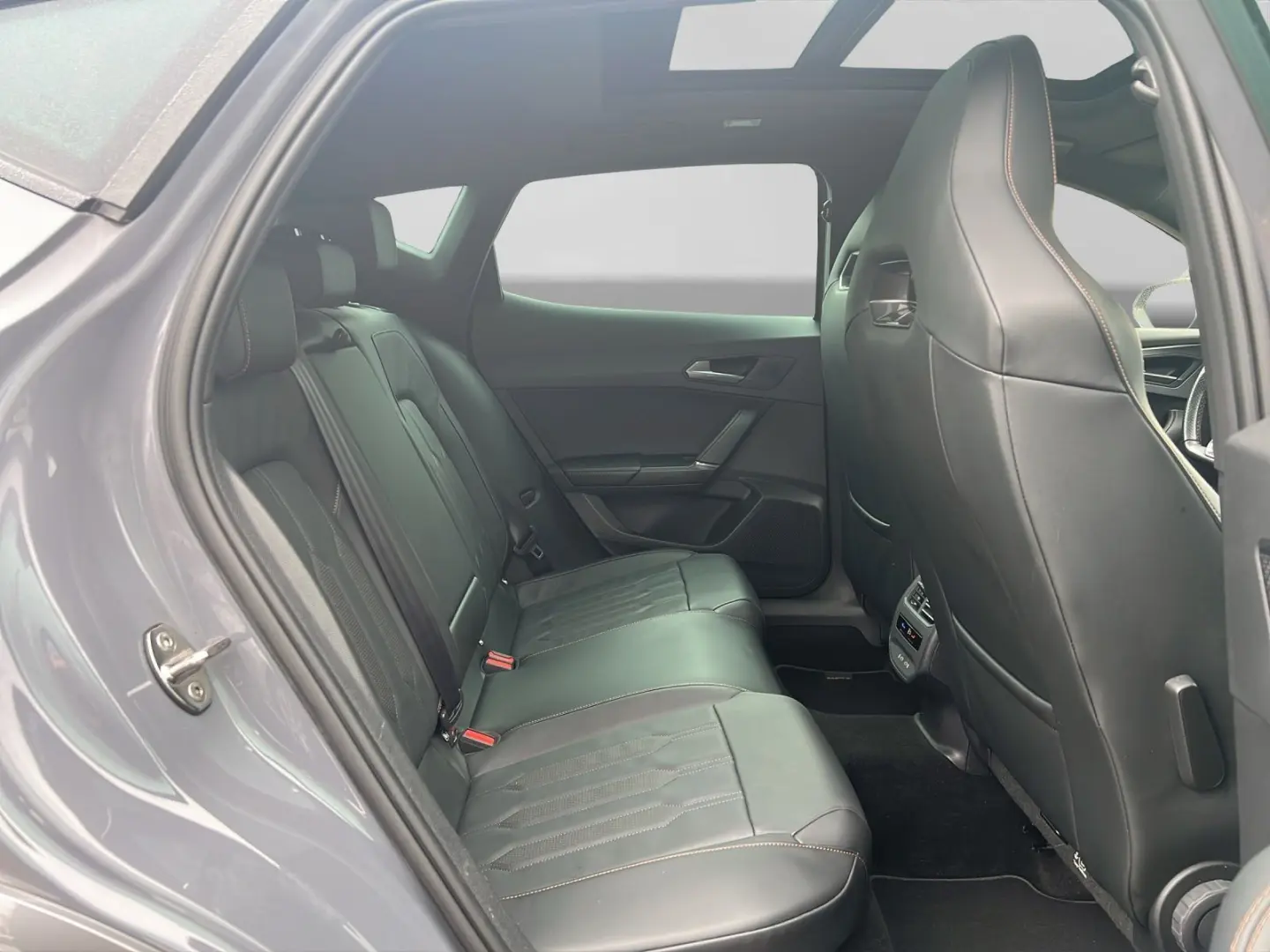 Formentor 2.0 TSI VZ BREMBO LM19 PANO BETAS MS-S