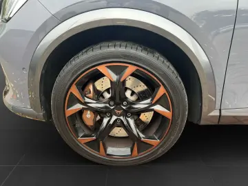 Formentor 2.0 TSI VZ BREMBO LM19 PANO BETAS MS-S