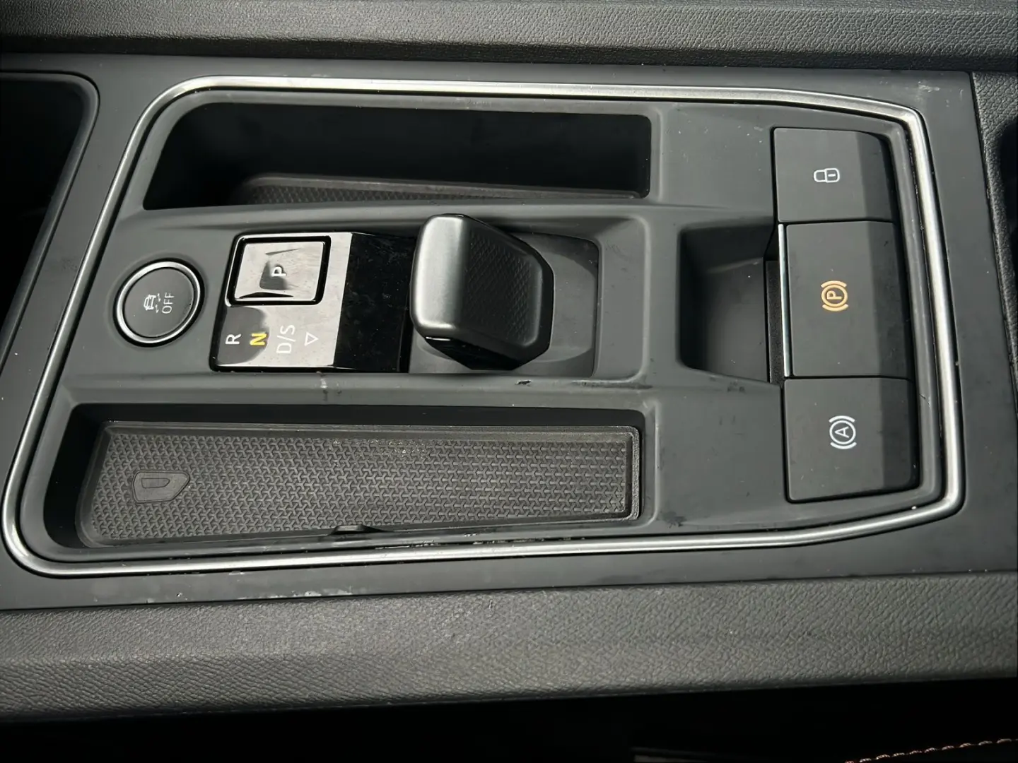 Formentor 2.0 TSI VZ BREMBO LM19 PANO BETAS MS-S