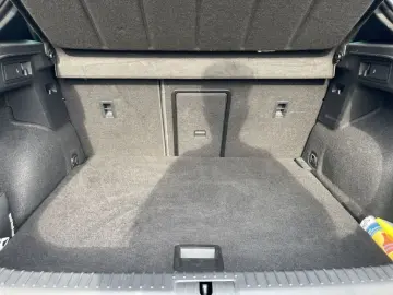 Formentor VZ 4D DSG 1.Hand AHK Brembo Pano Beats