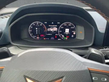 Formentor VZ 4D DSG 1.Hand AHK Brembo Pano Beats