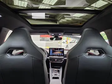 Formentor VZ 4WD Panoramadach el.Heck. Vollleder