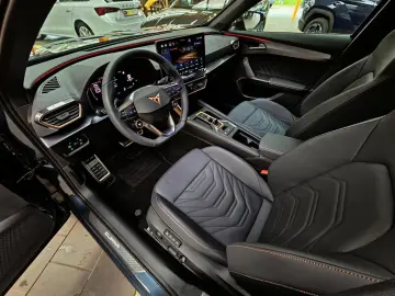 Formentor VZ 4WD Panoramadach el.Heck. Vollleder