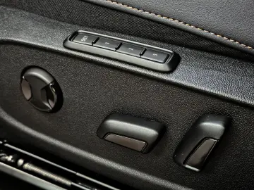 Formentor VZ 4WD Panoramadach el.Heck. Vollleder