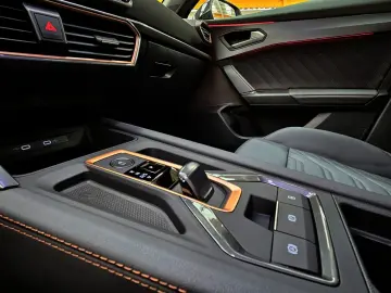 Formentor VZ 4WD Panoramadach el.Heck. Vollleder