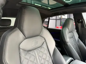 Audi SQ8 TFSI quattro tiptronic competition plus