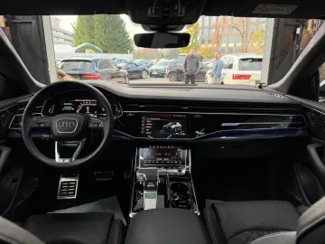 Audi SQ8 TFSI quattro tiptronic competition plus
