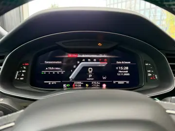 Audi SQ8 TFSI quattro tiptronic competition plus