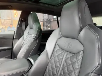 Audi SQ8 TFSI quattro tiptronic competition plus