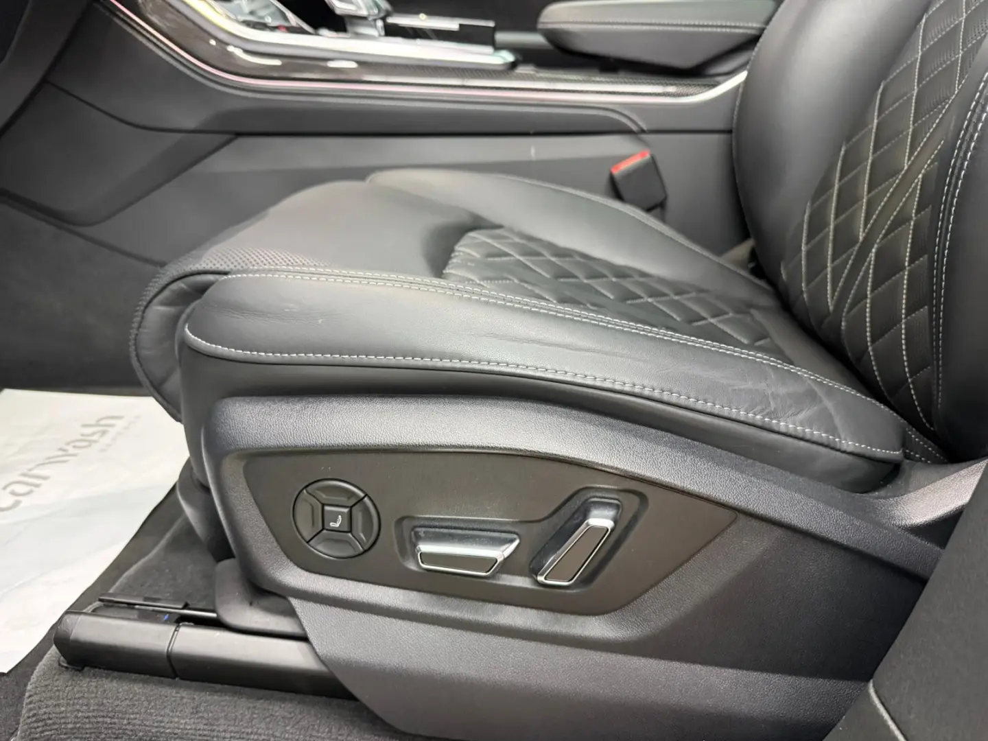 Audi SQ8 TFSI quattro tiptronic competition plus