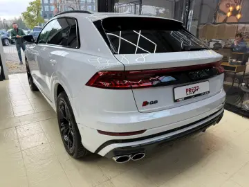 Audi SQ8 TFSI quattro tiptronic competition plus