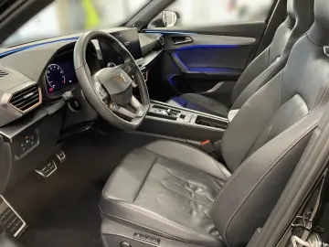 Formentor 2.5 TSI 4Drive VZ5  PANO BEATS MATRIX